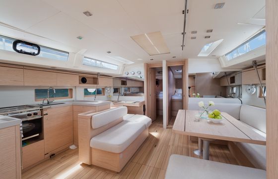 OCEAN HOUSE (WITH AC&GENERATOR)