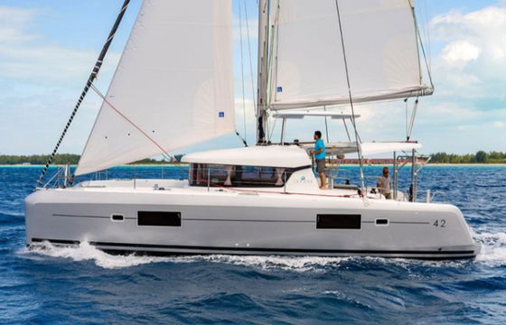 No Name: Master Cabin #2 (Cabin Charter 2 pax) FULLY CREWED, ALL EXPENSES