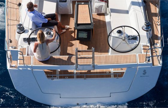 Nabucco: Aft cabin #2 (Cabin charter - 2 pax) Fully Crewed, ALL EXPENSES