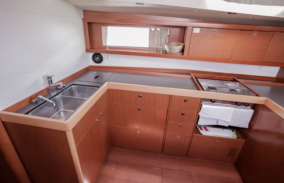 Nabucco: Forward Cabin #1 (Cabin Charter - 2 pax) Fully Crewed, ALL EXPENSES