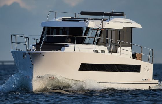 ELEGANCE FLYBRIDGE