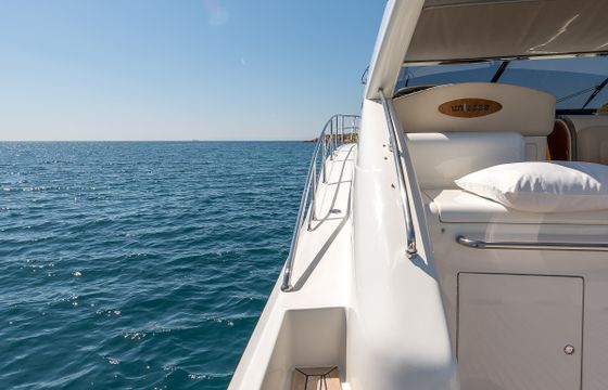 M/Y ALMI