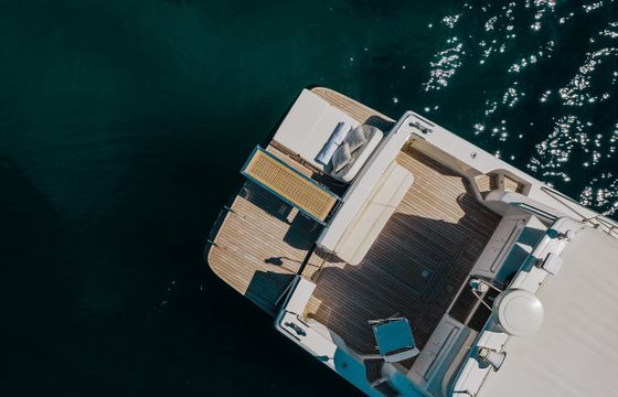 M/Y ALMI