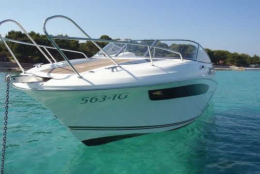 Jeanneau Cap Camarat 7.5 DC