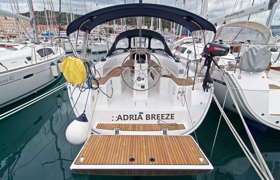 Adria Breeze
