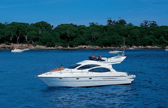 Azimut 42 EL