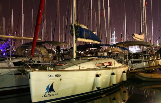 Sail Mira