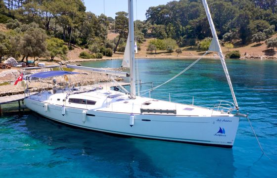 Sail Antares