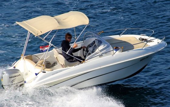 Beneteau Flyer 550