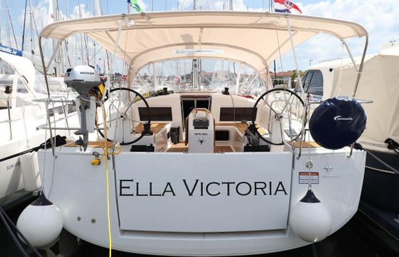 Ella Victoria