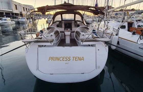 Princess Tena with A/C