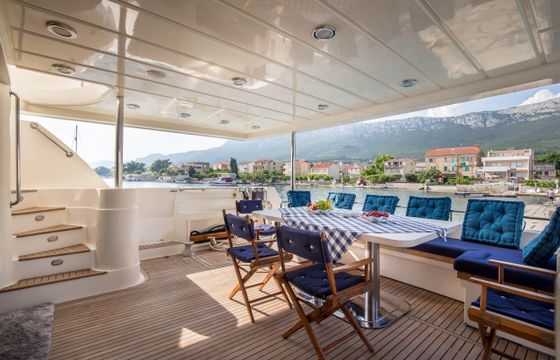 Lady Ines Motor Yacht