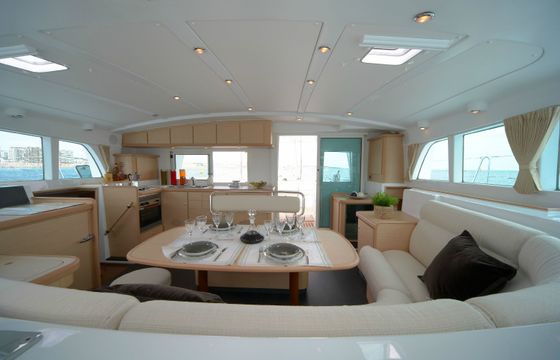 Catamaran Attraversiamo