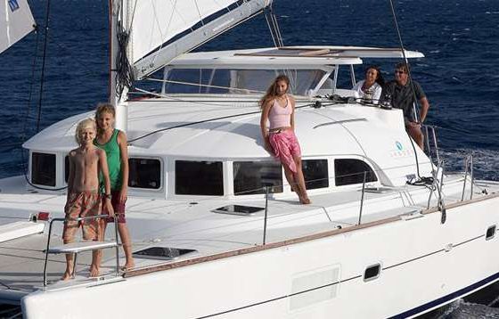 LAGOON 38