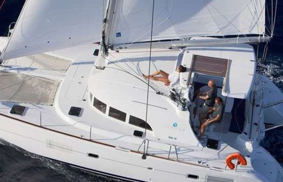 LAGOON 38