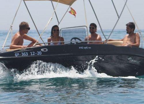NIREUS 490