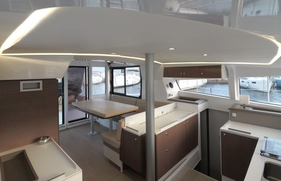 MEDUSA I (generator, air condition, 1 SUP free of charge)