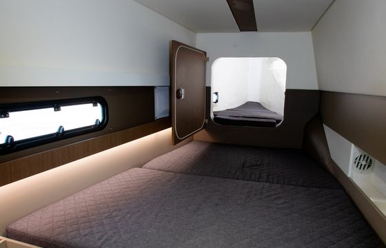 MEDUSA I (generator, air condition, 1 SUP free of charge)