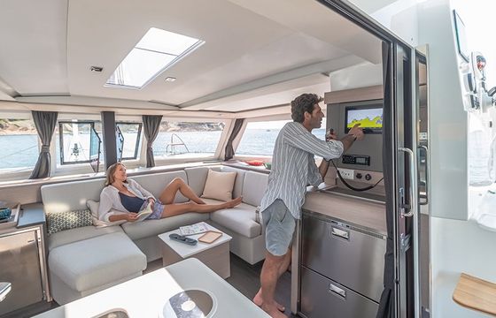 BLUE SERENITY (Air-conditition, gas barbeque, 1 SUP free of charge) 