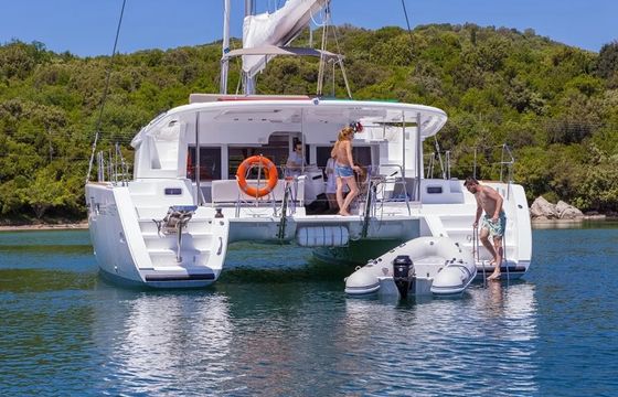 GIN TONIC (generator, air condition, water maker, bowthruster, 2 SUP free of charge)