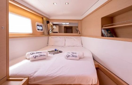 GIN TONIC (generator, air condition, water maker, bowthruster, 2 SUP free of charge)
