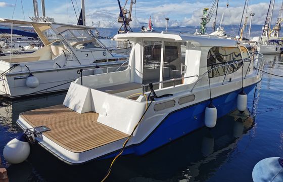 AC DC Daycruiser 12.0