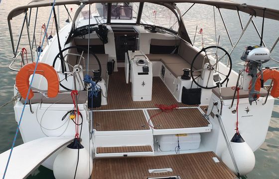 SUN ODYSSEY 490 (2019) - VOL