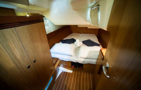 SUN ODYSSEY 42i (2008) - VOL