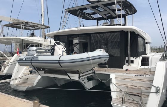 Dugongo II (SXM) (6 cab + 1 crew) (A/C, WM, Generator, Inverter, Tender Lift)