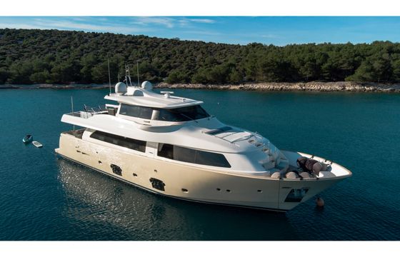 FRIEND'S BOAT