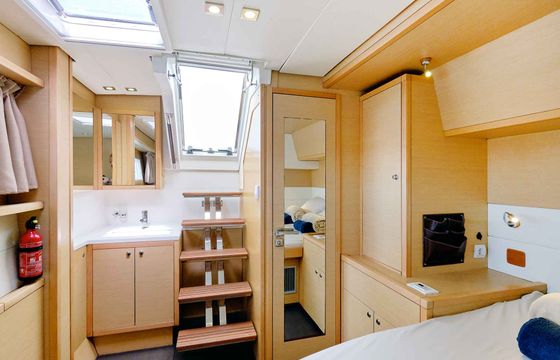 Royal Flush (A/C - Generator - Refit 2022)