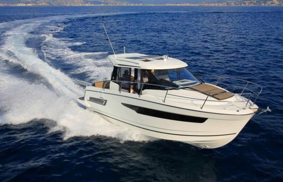 NEW JEANNEAU MERRY FISHER 895