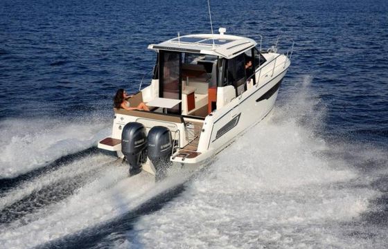 NEW JEANNEAU MERRY FISHER 895