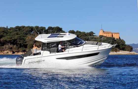 NEW JEANNEAU MERRY FISHER 895