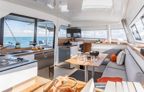 MOANA IBIZA CREWED
