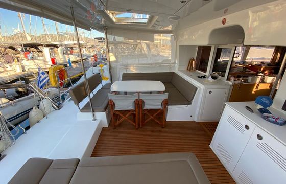 AEROPI |⛵ VIP, Skippered Only, Watermaker, Generator, AC, BBQ
