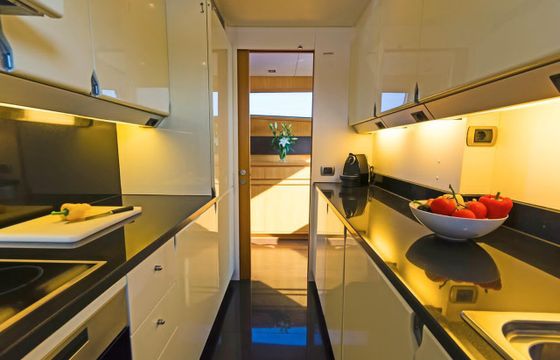 Sanlorenzo 72 FOS