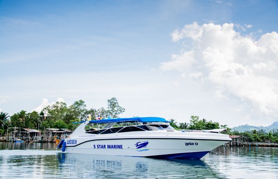 Lucus 9 5 Star Marine