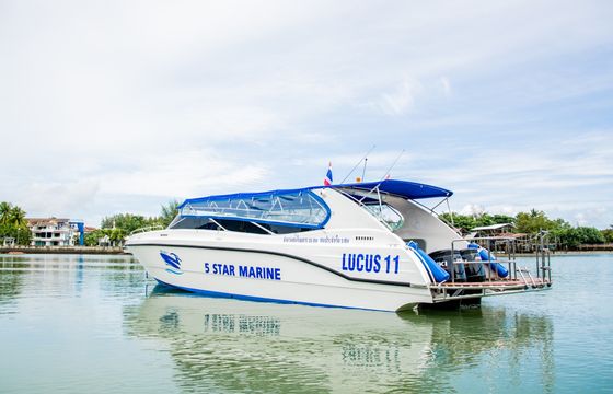 Lucus 11 5 Star Marine