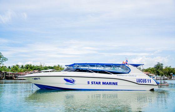 Lucus 11 5 Star Marine
