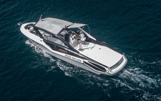 Para 36s - Full Day Charter 8 hours