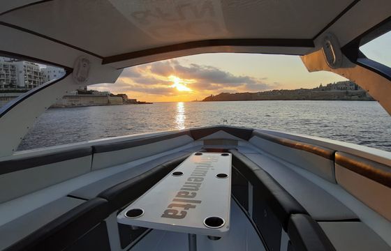 Para 36s - Full Day Charter 8 hours