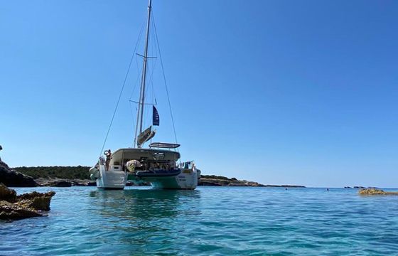 Yacht Getaways II  (Standard cabin)