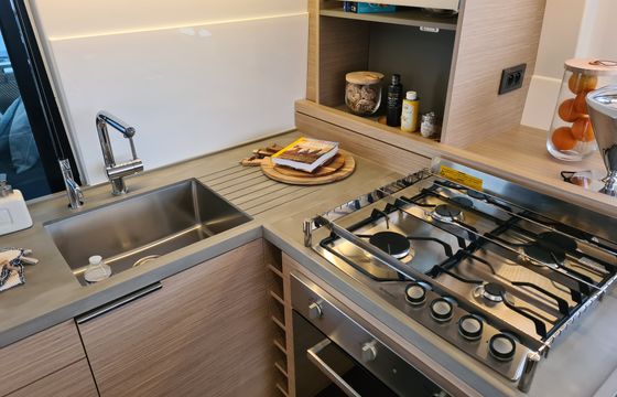 AEGEUS (A/C, Gen, W.Maker, Teak cockpit, underwater lights, 2 SUP & Wi-Fi)