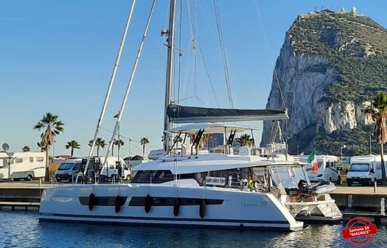 Maurice - Luxury Catamaran, A/C, Generator, Water maker