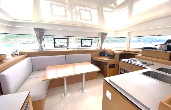 YEMAYA Valencia daily/weekend charter