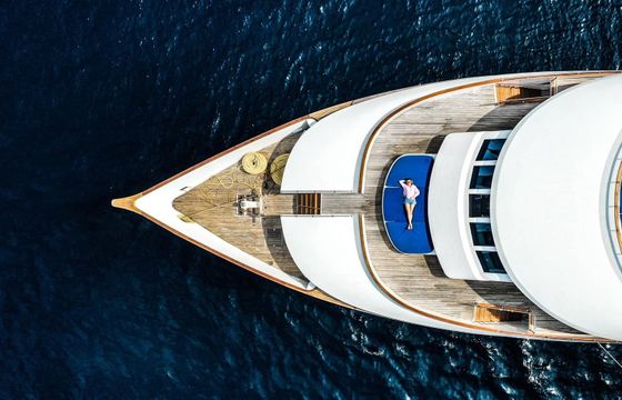 M/Y Honors Legacy