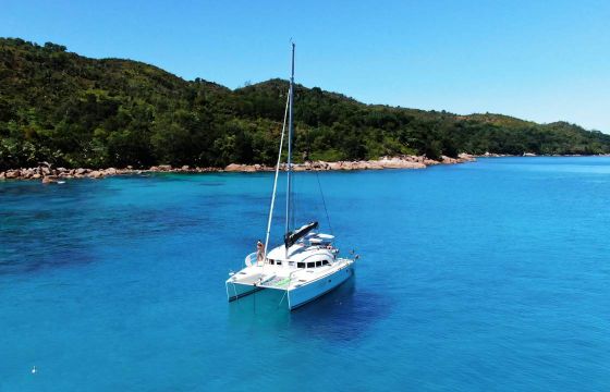 Lagoon 380