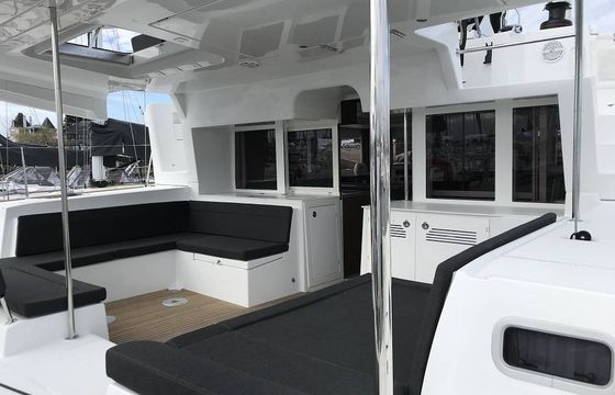Lagoon 450 Fly