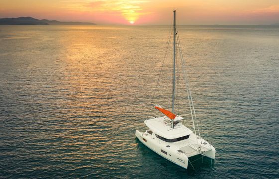 Lagoon 42